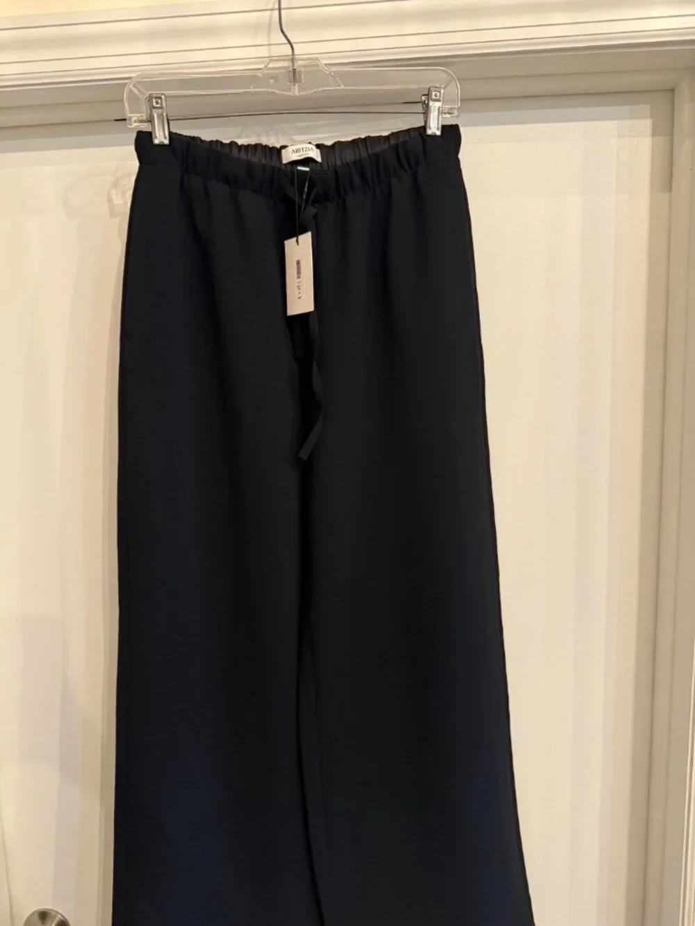NWT: Aritzia The Lodge Pant - Crepette